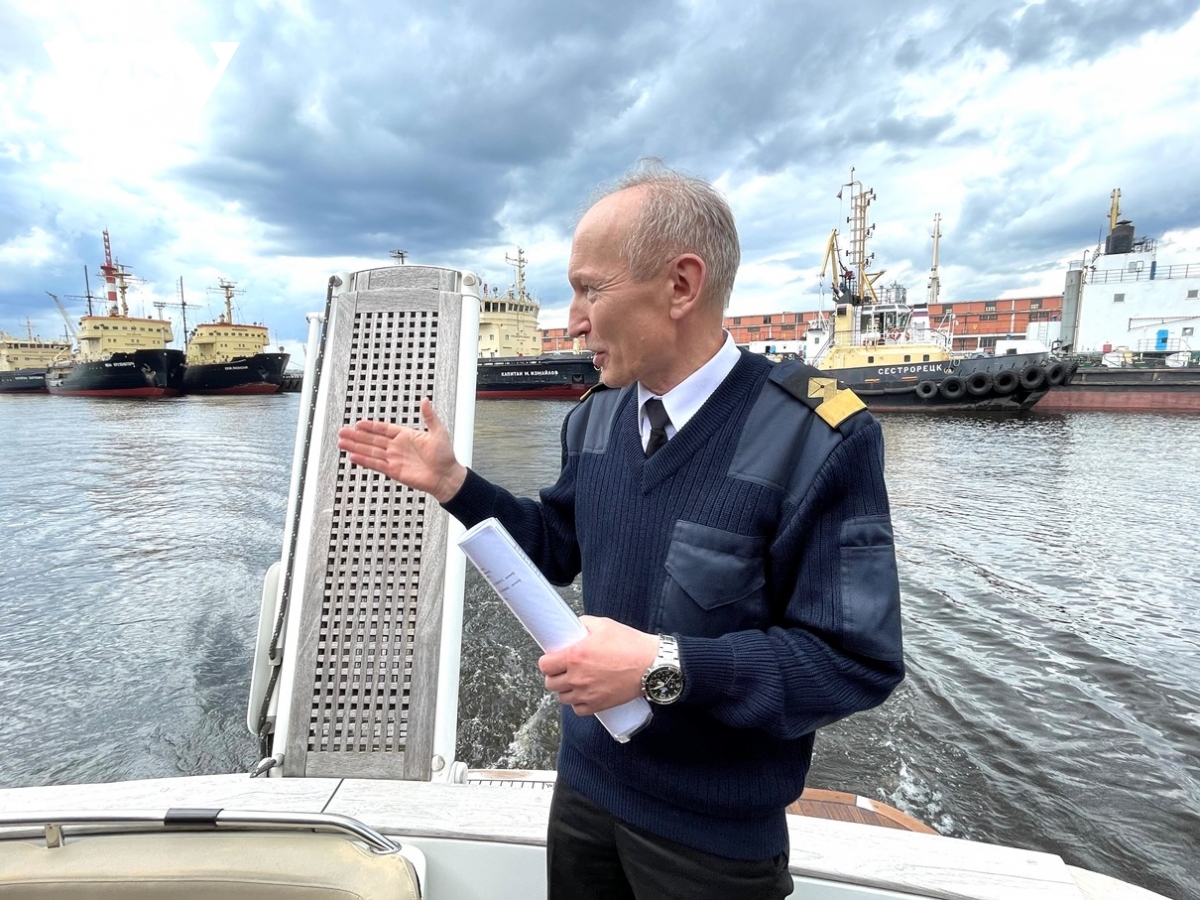Imprint of President Ho Chi Minh on Saint Petersburg harbor
